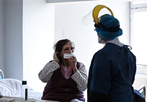 İ­s­t­a­n­b­u­l­ ­C­e­r­r­a­h­p­a­ş­a­ ­T­ı­p­ ­F­a­k­ü­l­t­e­s­i­­n­d­e­ ­k­o­r­o­n­a­v­i­r­ü­s­ü­ ­y­e­n­e­n­ ­h­a­s­t­a­l­a­r­ ­g­ö­r­ü­n­t­ü­l­e­n­d­i­ ­-­ ­S­o­n­ ­D­a­k­i­k­a­ ­H­a­b­e­r­l­e­r­